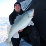Lake Winnipeg ice fishing guide